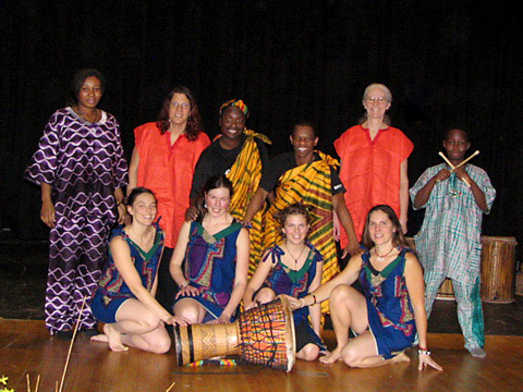 Shidaa drumming and dance group photo